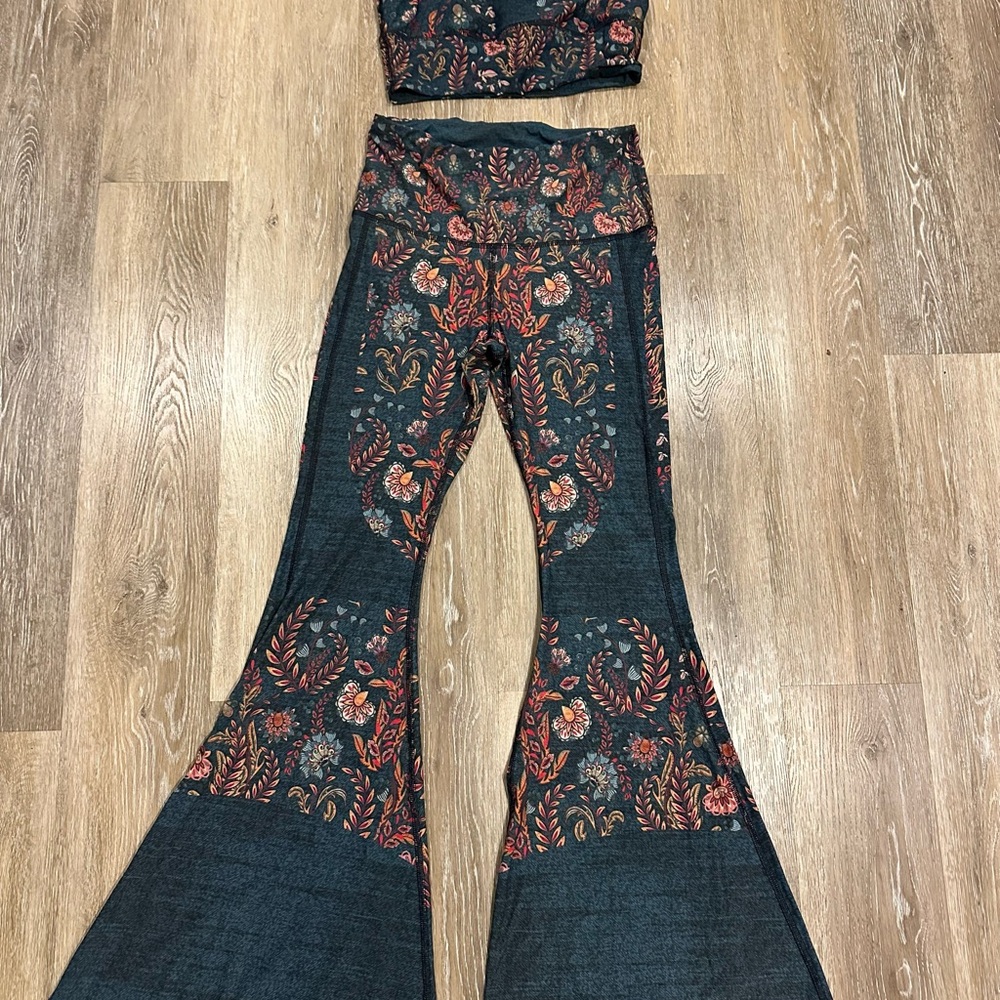 Democracy Floral Yoga Top in Blue and Red